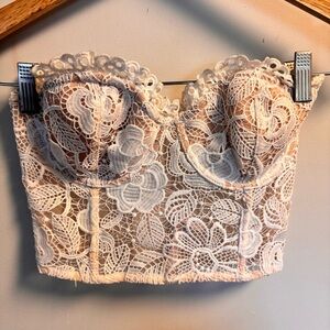 Victoria's Secret white lace corset bustier size 34
